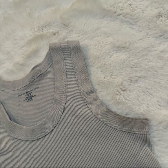 John Galt Brandy Melville gray cropped tank top - Picture 3 of 11
